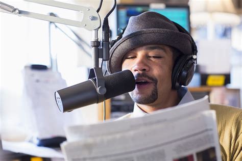 How to Format Your Radio Program