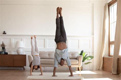 How to Get Better at Handstands: 4 Yoga Poses to Practice - LIVESTRONG.COM