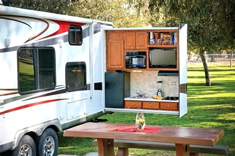 How to Get the Most Out of Your RV Outdoor Kitchen Setup