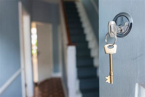 How to Gift a House to a Family Member in a Tax Efficient Manner