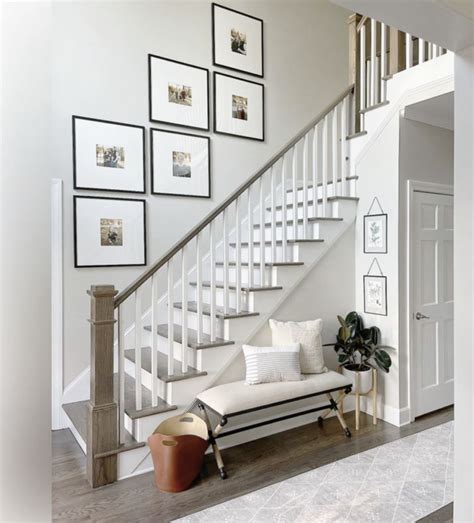 How to Hang the Best Staircase Gallery Wall in 3 Easy …