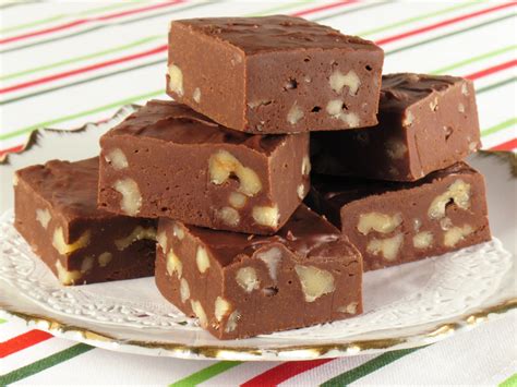 How to Harden Fudge (4 Simple Methods to Try) - Test Food Kitchen