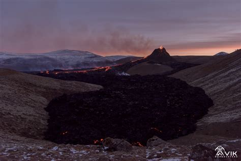 How to Hike to Iceland’s Active Volcano: Geldingadalur