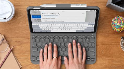How to Install a Custom Keyboard for Your iPad