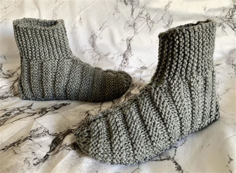 How to Knit Adult Ribbed Bootie Slippers