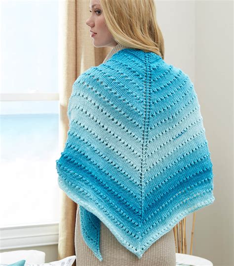 How to Knit a Triangle Shawl for Beginners Shawl knitting patterns