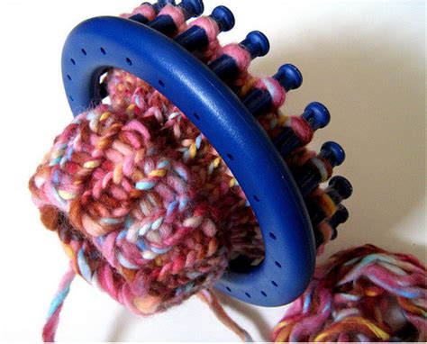 How to Knit on a Loom for Beginners HubPages