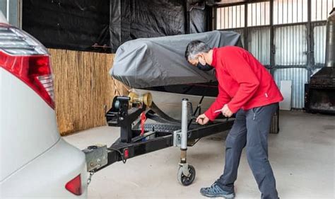 How to Load a Boat on a Trailer by Yourself - Step by Step Guide …