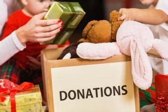 How to Make Holiday Toy Donations and What Not to Do