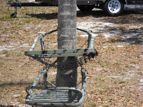 How to Make Low-Cost, Quiet Improvements in Your Tree Stand Seat