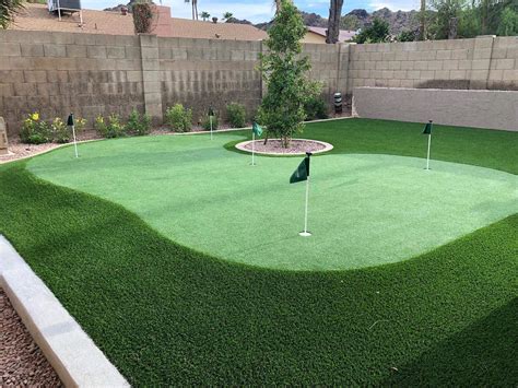 How to Make a Backyard Putting Green with Artificial Turf