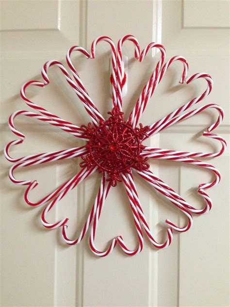 How to Make a Candy Cane Wreath - YouTube