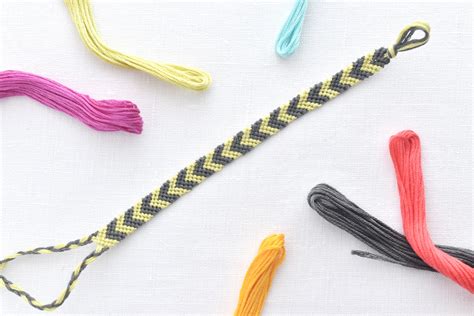 How to Make a Chevron Friendship Bracelet - The Spruce …