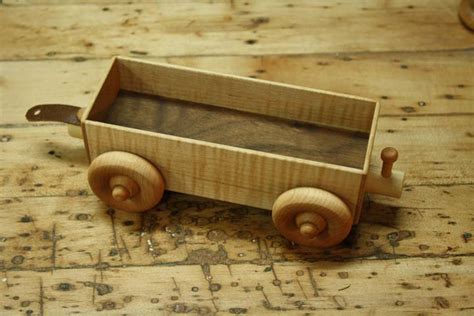 How to Make a Wooden Train – The Open Top Car