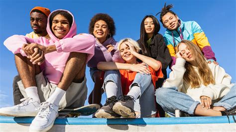 How to Meet People and Make Friends and Relationships of All Ages