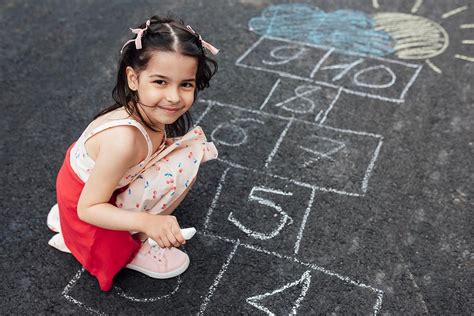 How to Play Hopscotch Activity for Families & Kids - YouTube