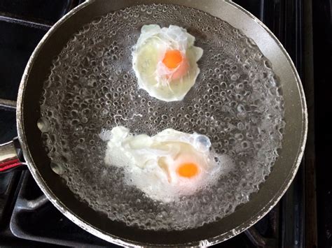 How to Poach Eggs It