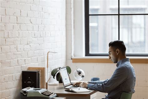 How to Prepare to Work From Home in a Telecommuting Job or Business