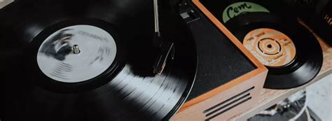 How to Preserve Vinyl Records On CD