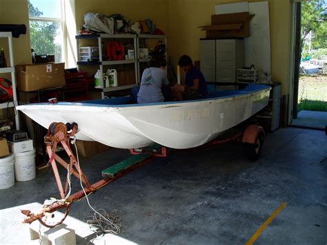 How to Restore a Boat Trailer - Boston Whaler 13 …