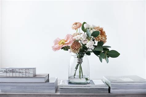 How to Revive a Dying Bouquet - Martha Stewart