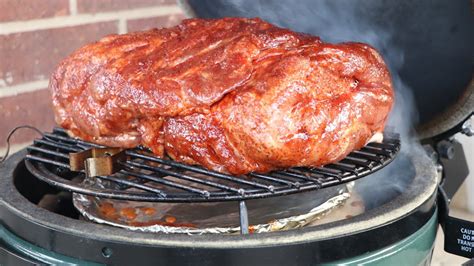 How to Smoke a Pork Shoulder - BIG GREEN EGG - YouTube