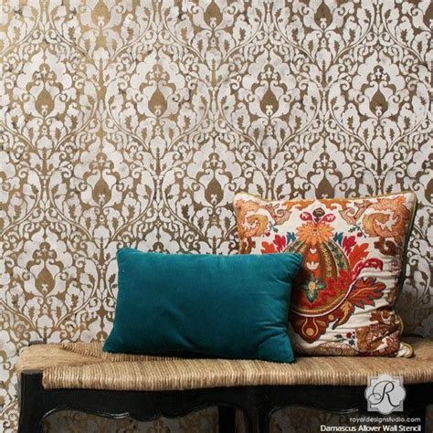 How to Stencil a Gold Leaf Damask Wall Finish - DIY Boho