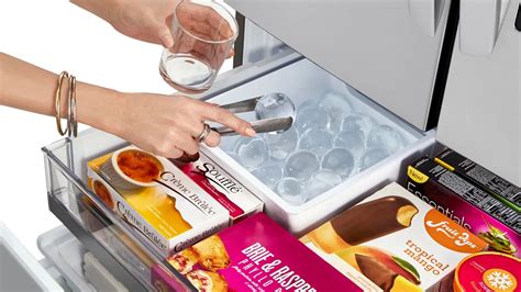 How to Store Clear Ice in the Freezer - ice-club.co.uk