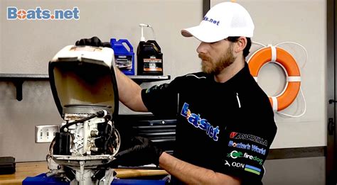 How to Test Compression on a Small Outboard