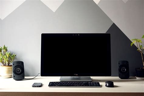 How to Test a Computer Monitor That Isn t Working