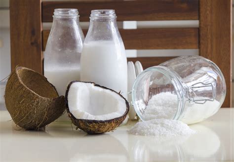 How to Thicken Coconut Milk in 5 Easy Methods