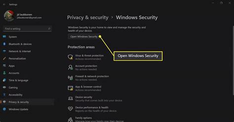 How to Turn Off and Disable the Windows 11 Firewall