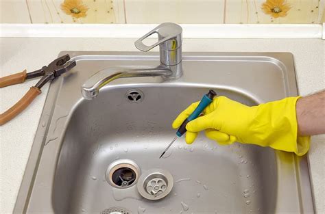 How to Unclog a Sink — Simple Steps to Unclog a Drain - Reader’s …