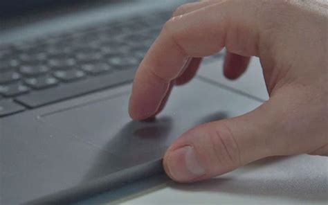 How to Unlock a Frozen Mouse on a Laptop