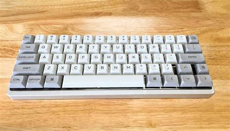 How to Use Arrow Keys on 60 Keyboard - UBG