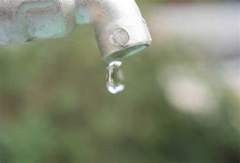 How to Use a Dripping Faucet to Prevent Freezing Shiny Modern