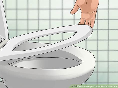 How to Wrap a Toilet Seat As a Prank: 9 Steps (with Pictures)