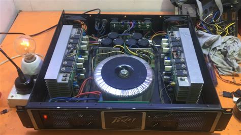 How to amplifier repair.  This process involves meticulous care and a d...