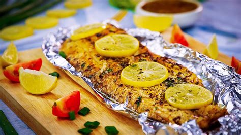 How to bake fish in foil