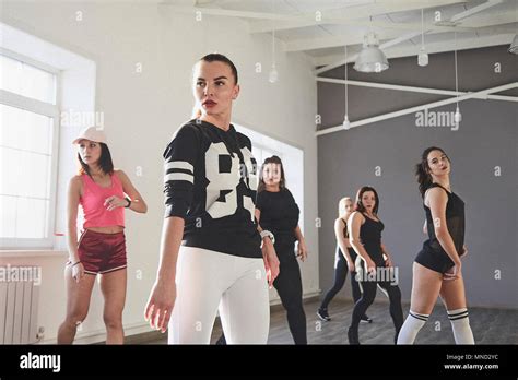 How to be confident while dancing