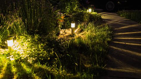 How to best place solar lights Tom