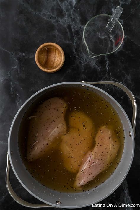 How to boil chicken in cooker
