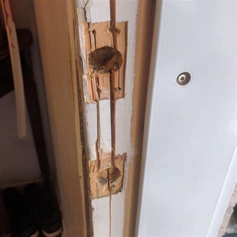 How to break in bedroom door