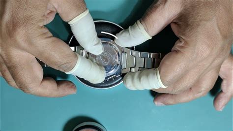 How to change battery in pulsar watch