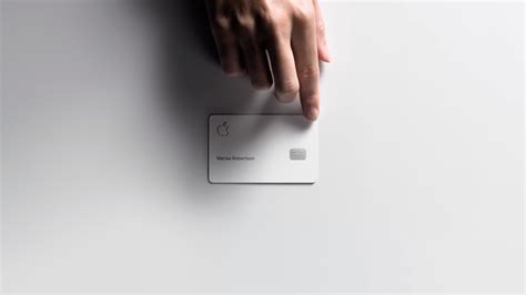 How to change the name on titanium Apple Card