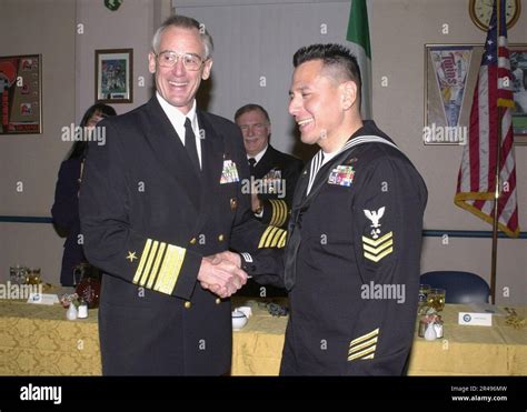How to congratulate a sailor