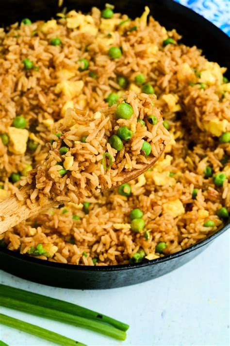 How to cook rice in a skillet