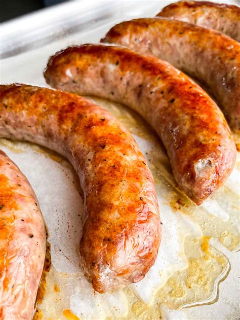 How to cook sausage in oven