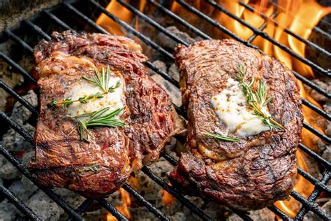 How to cook steak in bbq