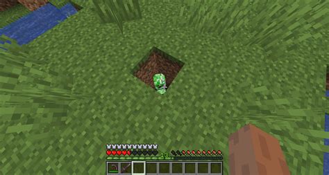How to create a charged creeper in Minecraft Step by Step Guide